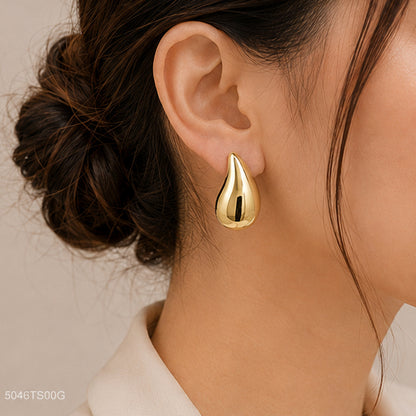 Sculptural Gold Teardrop Earrings